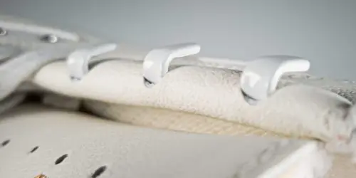 Edea Chorus – galwanizowane haki z hartowanej stali dla pewnego sznurowania